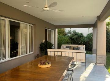 Casa de 6 ambientes, Chacras de Coria · Vendo Hermosa Casa Barrio Pueyrredon 2 Dorm + Dependencia Precio Usd 390.000.