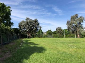 Terreno · 702m² · 96 Dormitorios · Venta Lote 85 - Los Cardos - Pilar
