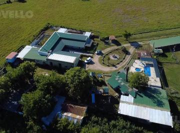 Campo · 2000ha · 20 Ambientes · 10 Cocheras · Complejo Turístico en Venta - Chacra de 14ha con Lago y Salones de Eventos