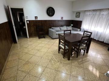 Casa · 120m² · 5 Ambientes · 1 Cochera · Casa en Terminal Nueva