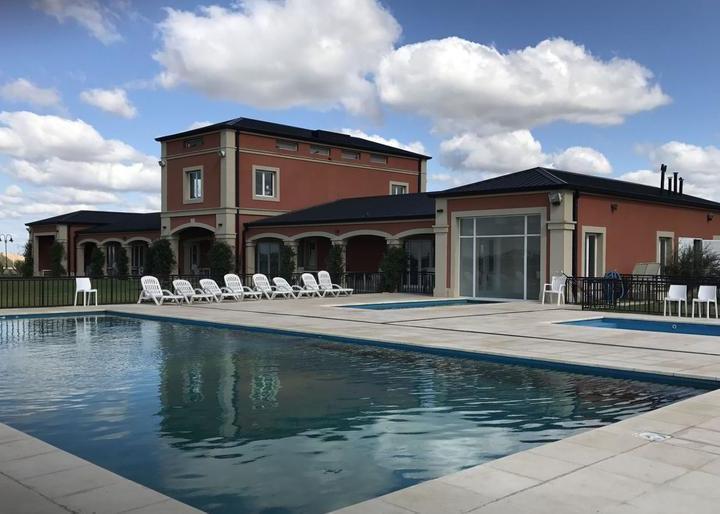 Terreno · 775m²