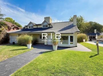 Casa en Venta de 6 ambientes La Lonja · Excelente Propiedad con Detalles de Categoría