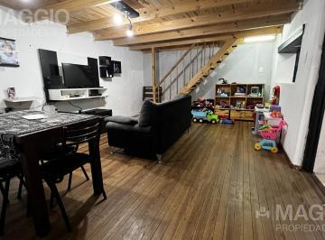 PH · 65m² · 3 Ambientes · Venta PH en Villa Luzuriaga