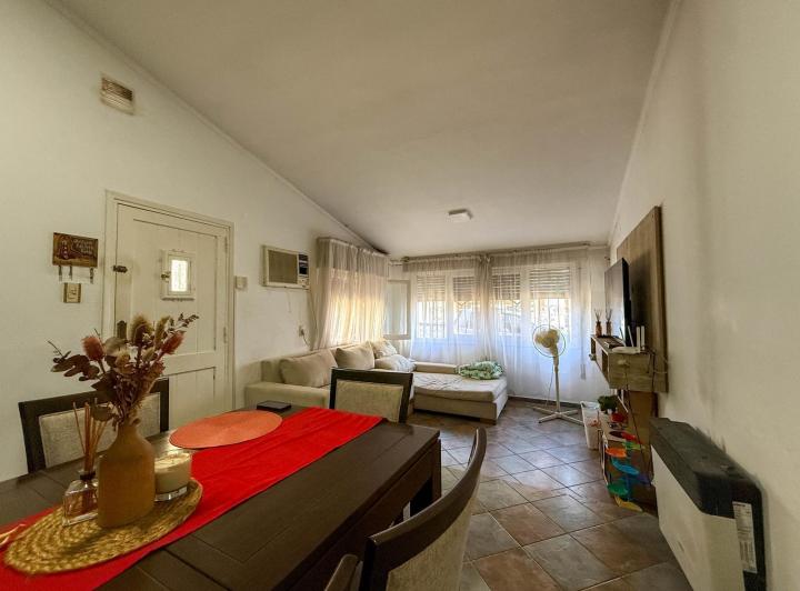 Casa · 125m² · 5 Ambientes · 1 Cochera
