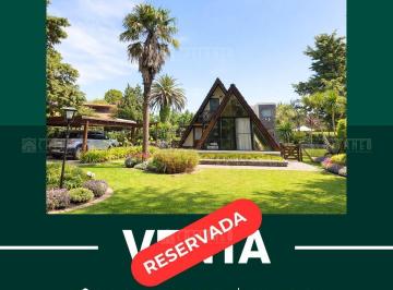 Casa · 222m² · 4 Ambientes · 2 Cocheras · Casa en Venta en La Martona, Cañuelas, Resto de La Provincia