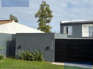 Casa · 330m² · 3 Ambientes · 1 Cochera · Casa - Saladillo