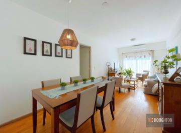 Departamento · 80m² · 4 Ambientes · Departamento en Venta 4 Ambientes con Patio y Balcón en Vicente Lopez