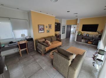 Casa · 171m² · 3 Ambientes · 2 Cocheras · Se Vende Casa 2 Dorm, La Campigna, Gral. Roca