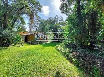 Quinta vacacional · 165m² · 4 Ambientes · 5 Cocheras · Parque Leloir - Casa - 3/4 Dorm. - Lote 1600 m²