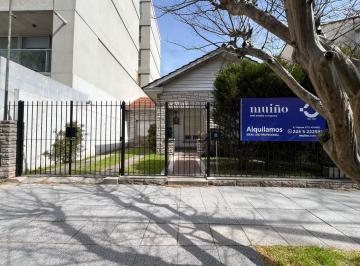 Casa · 130m² · 7 Ambientes · 1 Cochera · Casa Zona Guemes Apto Profesional