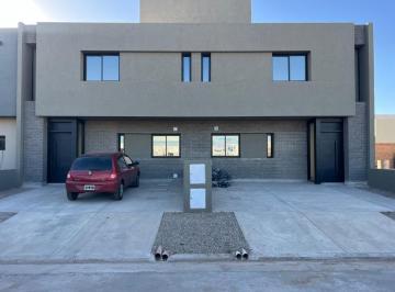 PH · 119m² · 4 Ambientes · 2 Cocheras · Duplex a La Venta 3 Dorm. Colinas de Manantiales a Estrenar