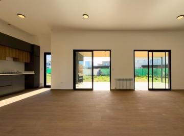 Casa · 136m² · Casa en Venta Siete Soles Apta Crédito Una Planta 3 Dorm. Alqarias