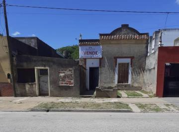 Casa · 80m² · 3 Ambientes · Venta Casa Centrica Coronel Brandsen