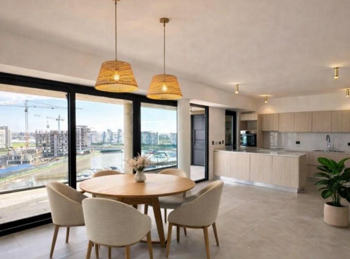 Departamento · 176m² · 5 Ambientes · 2 Cocheras