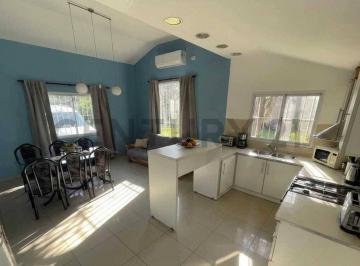 Casa · 100m² · 4 Ambientes · 1 Cochera · Casa en Venta Burzaco