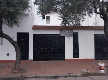 PH de 3 ambientes, Lanús · Casa de 3 Ambientes con Garaje