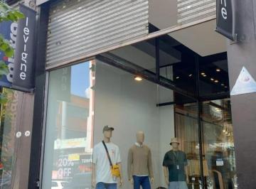 Local comercial · 207m² · Local en Alquiler