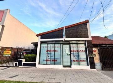 Casa de 4 ambientes, Lomas de Zamora · Propiedad Multifuncional en Av Eva Perón – Local Al Frente y 2 Viviendas