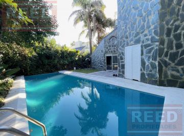 Casa · 175m² · 5 Ambientes · 1 Cochera · Casa en Miraflores.