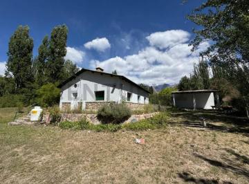 Casa · 188m² · 3 Ambientes · 1 Cochera · Century 21 Vende Casa en Potrerillos, Mendoza