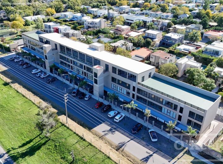 Oficina comercial · 60m² · 1 Ambiente · 2 Cocheras