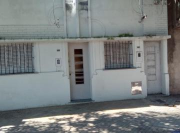 Casa · 98m² · 3 Ambientes · Casa en Azcuenaga