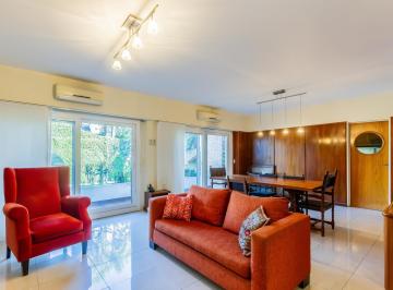 Casa · 290m² · 6 Ambientes · 2 Cocheras · Casa en Venta con Jardín y Pileta - 6 Ambientes - Villa Urquiza