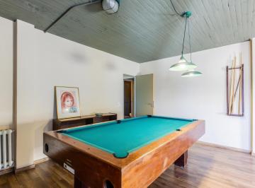 Casa · 290m² · 6 Ambientes · 2 Cocheras · Casa en Venta con Jardín y Pileta - 6 Ambientes - Villa Urquiza