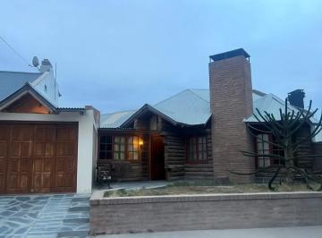 Foto · Casa Estilo Cordillerana en Playa Unión