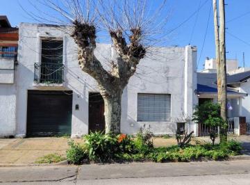 Casa · 150m² · 4 Ambientes · Casa en Venta en San Martin 3 Dorm.