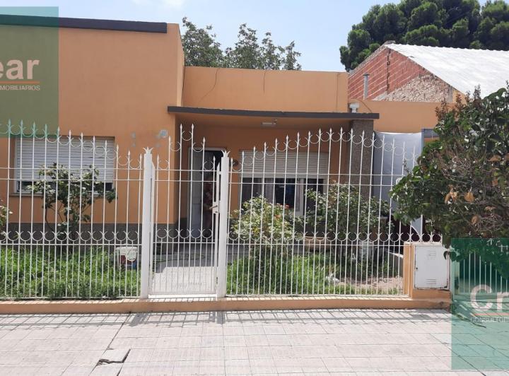 Casa · 250m² · 4 Ambientes · 1 Cochera