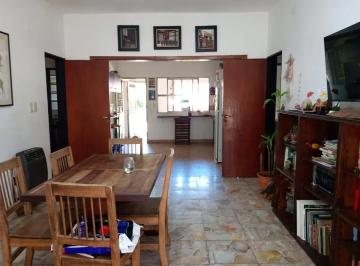 Casa · 145m² · 6 Ambientes · Casa en Venta - 4 Dorm. 2 Baños - General Las Heras