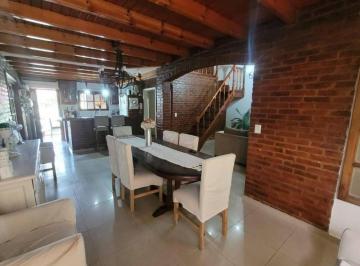 Casa · 206m² · 4 Ambientes · Casa en Venta en Monte Grande
