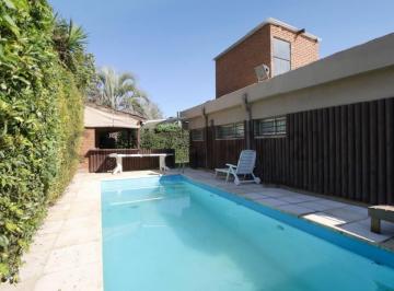 Casa · 228m² · 4 Ambientes · 1 Cochera · Venta Casa 4 Ambientes - Pileta - en Country Las Lajas