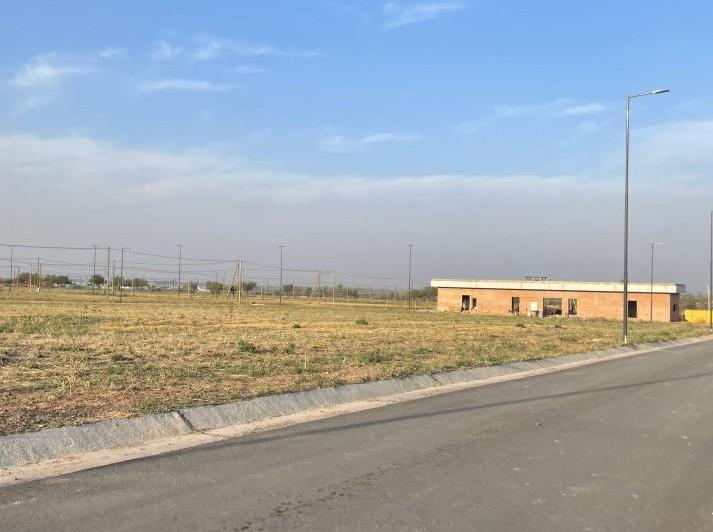 Terreno · 252m²