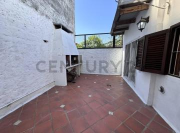 PH · 67m² · 3 Ambientes · PH en Venta Wilde 2 Dorm. Patio Parrilla