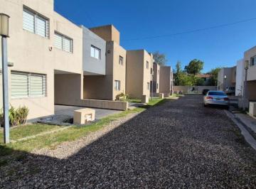 Departamento de 4 ambientes, Córdoba · Dúplex de 3 Dorm. con Cochera y Patio en Complejo Cerrado