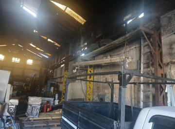 Bodega-Galpón · Venta/permuta – Galpón Ideal Para Inversión o Desarrollo Logístico. Barrio Bella Vista, Rosario.
