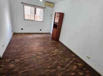 Departamento · 56m² · 3 Ambientes · Oportunidad! Depto. 2 Dorm + Comodín