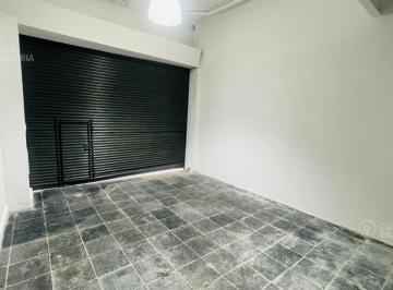 Local comercial · 27m² · 1 Ambiente · Venta Local 27 m Villa Sarmeinto Ideal Uso Profecional o Comercial