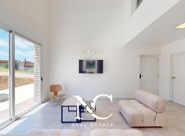 Casa · 215m² · 5 Ambientes · Casa en Venta en Costa Esmeralda