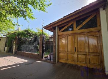 Casa · 201m² · 7 Ambientes · 2 Cocheras · Quinta Seccion/4 Hab/4 Baños/cochera Pasante