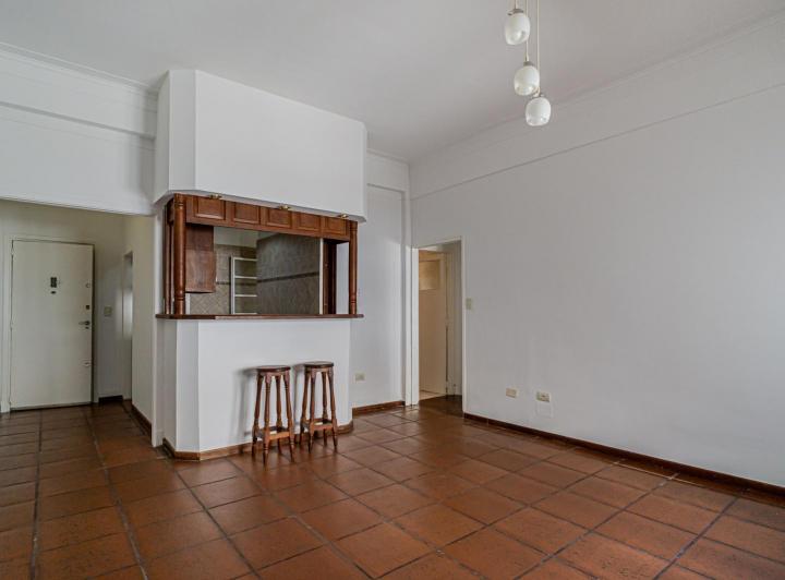 Departamento de Tres Ambientes en Venta en Almagro