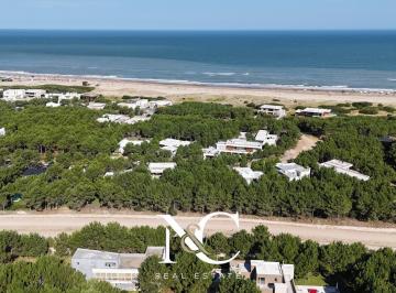 Terreno · 862m² · 5 Ambientes · Casa en Venta en Costa Esmeralda