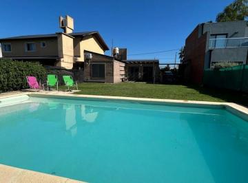 Casa · 62m² · 2 Ambientes · 1 Cochera · Venta Casa 1 Dormitorio con Pileta Tierra de Sueños 2,roldan