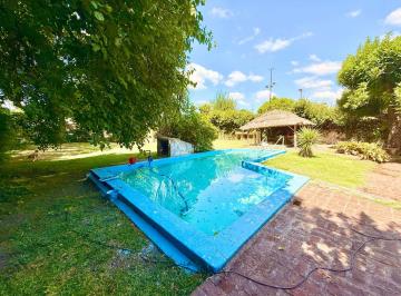 Casa de 6 ambientes, Pilar · Ideal Inversión Propiedad a Reciclar con Hermoso Parque a m del Centro de Tortuguitas