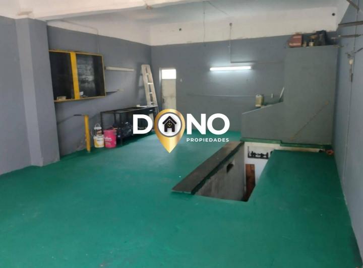 Local comercial · 124m² · 4 Ambientes · 1 Cochera