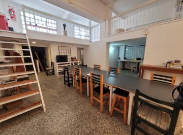 Local comercial · 270m² · 4 Ambientes · Excelente y Moderno Local!
