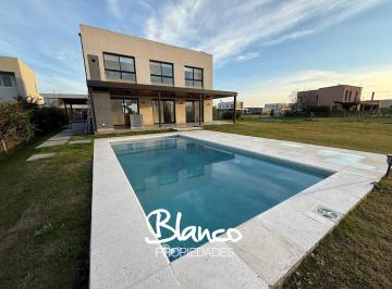 Casa · 184m² · 5 Ambientes · 2 Cocheras · Casa en Venta en El Naudir, Escobar, G. B. a. Zona Norte