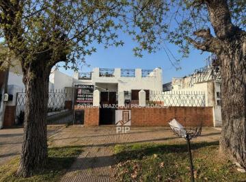 Casa · 140m² · 3 Ambientes · 1 Cochera · Casa en Alquiler en El Palomar